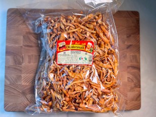 Японские снеки и крекеры: Нитка ЖАРЕНАЯ 